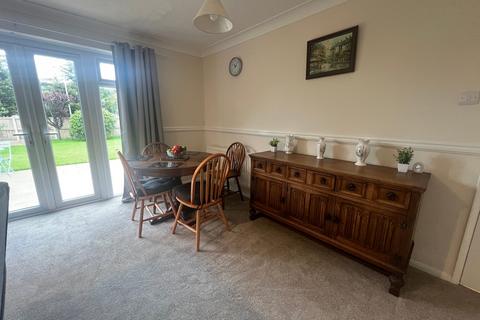 3 Ashmole Drive, Kirby Cross, Frinton-on-sea, CO13 0RX