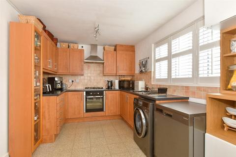 3 bedroom detached house for sale, Capstan Mews, Gravesend, Kent