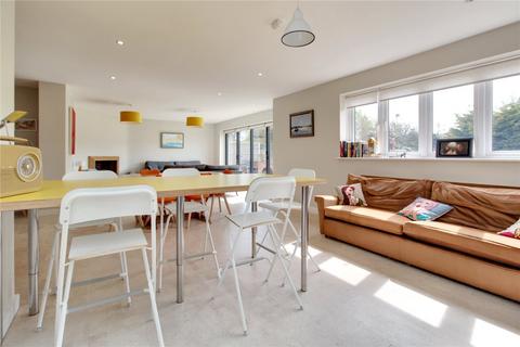 37 Pier Avenue, Southwold, IP18 6BU
