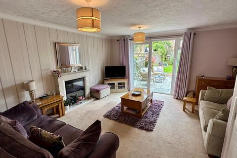 4 bedroom detached house for sale, Lytham Drive, Holmer, Hereford, HR1