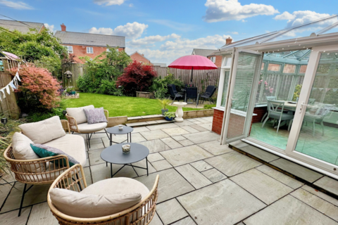19 Lytham Drive, Holmer, Hereford, HR1 1PZ