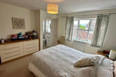 19 Lytham Drive, Holmer, Hereford, HR1 1PZ