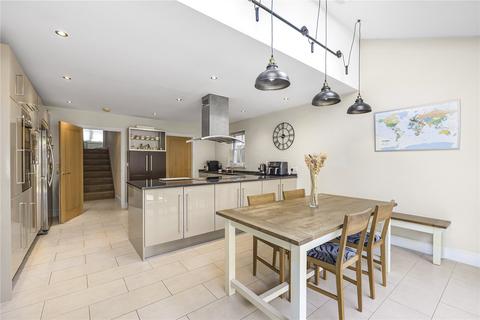 5 bedroom detached house for sale, Orchard Close, Cuffley, Hertfordshire, EN6