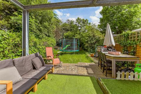 3 bedroom terraced house for sale, Fairway, Woodford Green, Essex