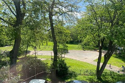 2 bedroom apartment for sale, Boscombe, Bournemouth BH1