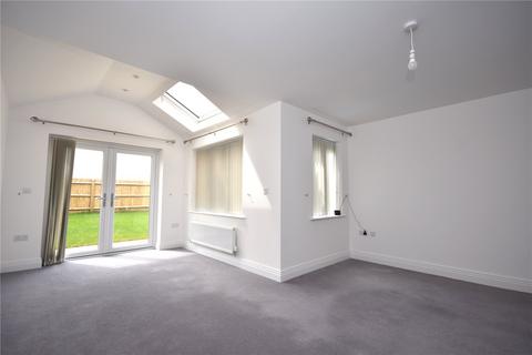 3 bedroom semi-detached house to rent, Weston Turville, Aylesbury HP22