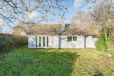 3 bedroom detached bungalow to rent, The Uplands, Beccles, NR34