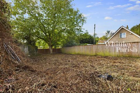 Land for sale, Magdalen Street, Eye