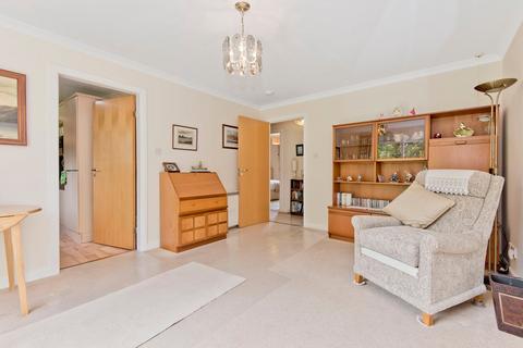 2 bedroom flat for sale, Earnbank, Bridge of Earn, Perth, PH2