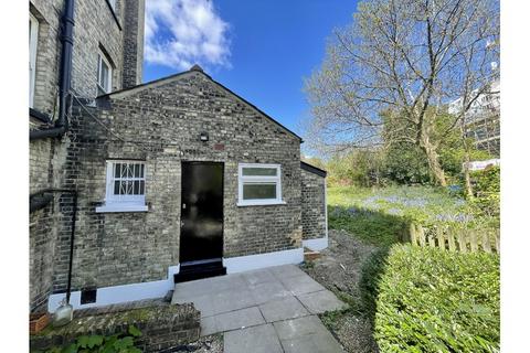 1 bedroom cottage to rent, Exeter Road, Kilburn NW2
