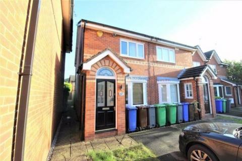 2 bedroom semi-detached house to rent, Petworth Close, Manchester, M22