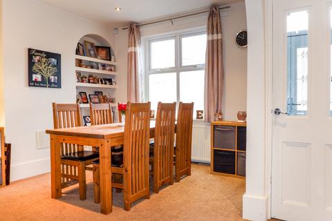 3 bedroom semi-detached house to rent, Four Oaks, Sutton Coldfield B74