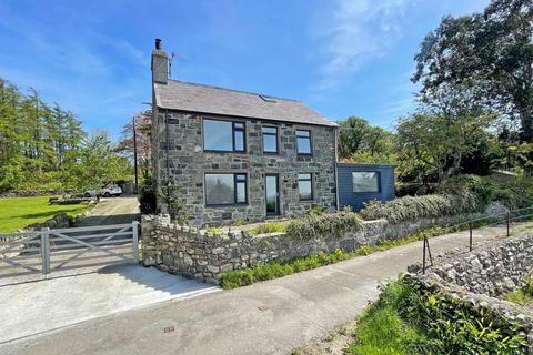 4 bedroom detached house for sale, Groeslon, Caernarfon, Gwynedd, LL54