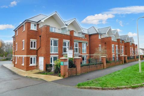 2 bedroom retirement property for sale, Southampton Road, Hythe SO45
