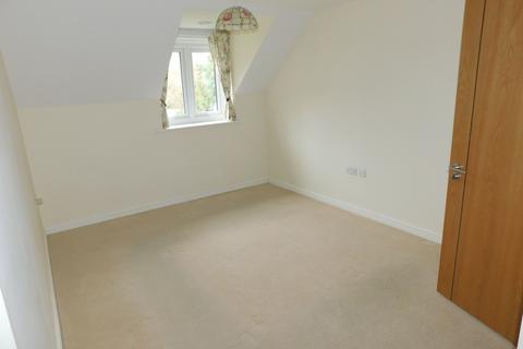 2 bedroom retirement property for sale, Southampton Road, Hythe SO45