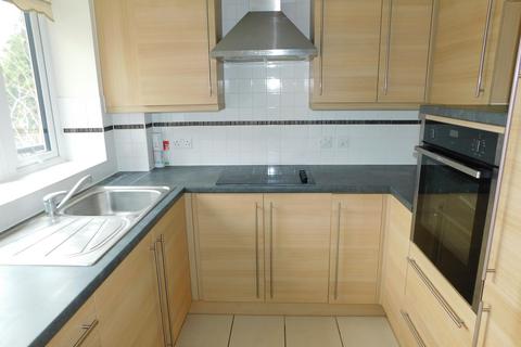 2 bedroom retirement property for sale, Southampton Road, Hythe SO45