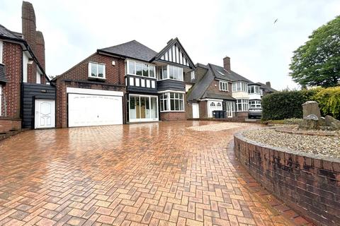 4 bedroom detached house to rent, Monmouth Drive, Sutton Coldfield, West Midlands, B73