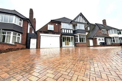 4 bedroom detached house to rent, Monmouth Drive, Sutton Coldfield, West Midlands, B73