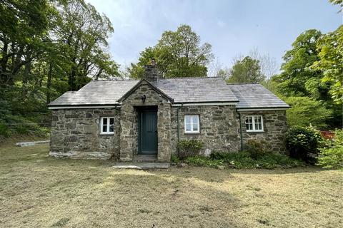 2 bedroom detached house to rent, Ffordd Llyn Syberi, Eglwysbach, Colwyn Bay, Conwy, LL28