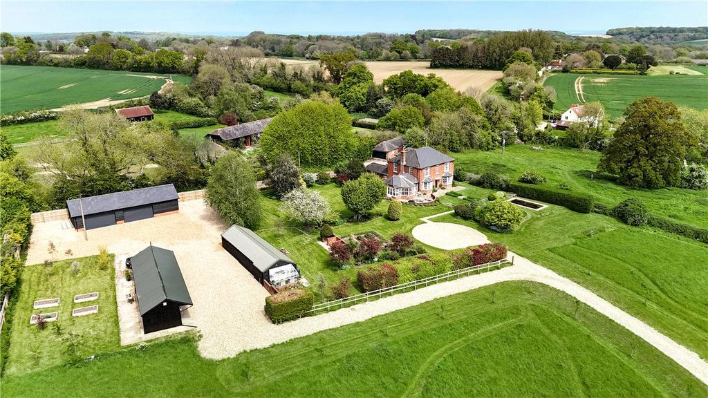 Winterslow, Salisbury, Wiltshire, SP5 4 bed detached house for sale £