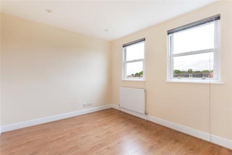 3 bedroom apartment for sale, Streatham Vale, London, SW16