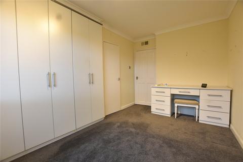145 Trent Road, Shaw, Oldham, OL2 7QU