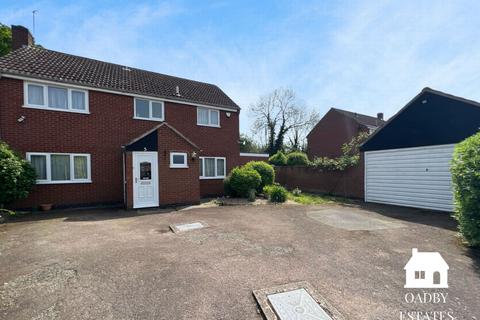 4 bedroom detached house for sale, Cottesmore Avenue, Oadby, LE2