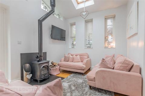 4 Dacres Avenue, Greenfield, Oldham, OL3 7HW