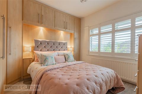 4 Dacres Avenue, Greenfield, Oldham, OL3 7HW
