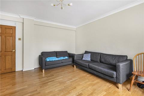 3 bedroom apartment to rent, Upper Richmond Road, Putney, SW15