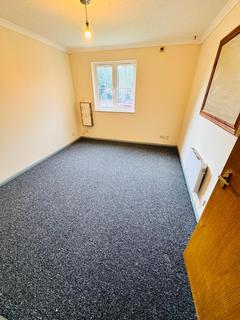 1 bedroom flat to rent, Pinewood Mews  STANWELL, STAINES , TW19