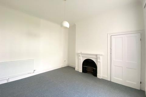 1 bedroom flat to rent, Stonehouse, Devon PL1