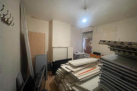 4 bedroom terraced house to rent, High Street, Walthamstow, E17