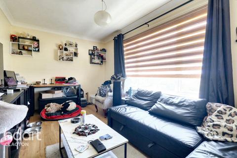 1 bedroom flat for sale, Epping Close, Clacton-On-Sea