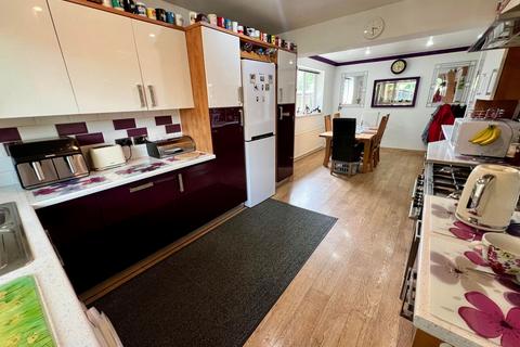 3 bedroom bungalow for sale, Holts Lane, Poulton-Le-Fylde FY6