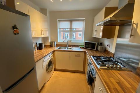 2 bedroom townhouse to rent, Goods Yard Close, Loughborough LE11