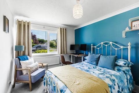 15 Cherry Close, Milton, Cambridge, CB24 6BZ