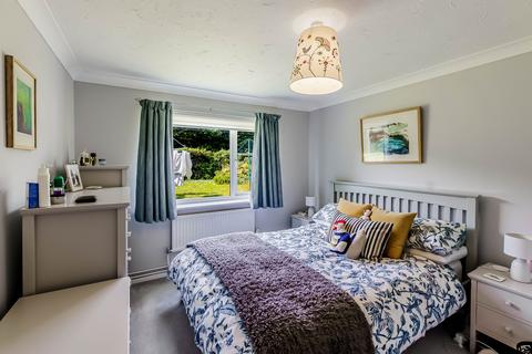 15 Cherry Close, Milton, Cambridge, CB24 6BZ