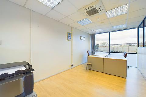 Office to rent, Parr Road, Stanmore, HA7