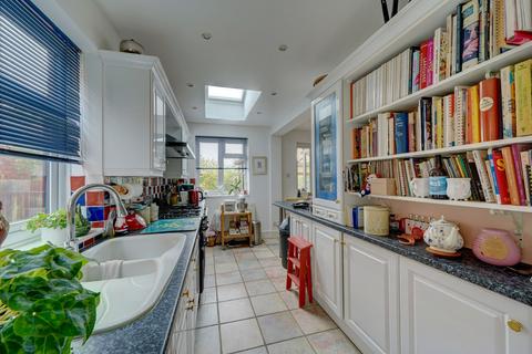 94 Albert Road, Evesham, WR11 4LA