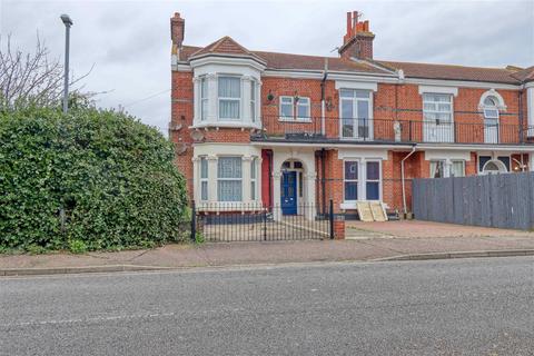 1 bedroom apartment for sale, East Clacton CO15
