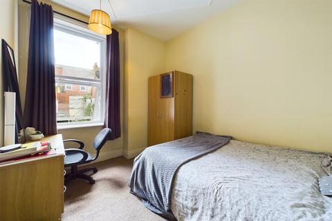 2 bedroom property to rent, Oakland Road, Newcastle Upon Tyne