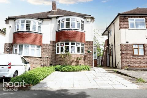 2 bedroom semi-detached house for sale, Collier Row Lane, Romford