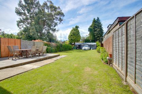 3 bedroom semi-detached house for sale, BITTERNE PARK! GORGEOUS GARDEN! VERSATILE ACCOMMODATION!