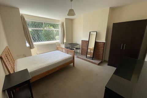 1 bedroom in a house share to rent, Jersey Road, Hounslow , TW5
