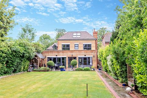 8 bedroom detached house for sale, Bolton Avenue, Windsor, Berkshire, SL4