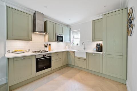 2 bedroom apartment for sale, Thames Street, Weybridge, KT13