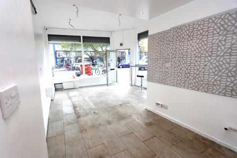 Retail property (high street) to rent, London, SW2