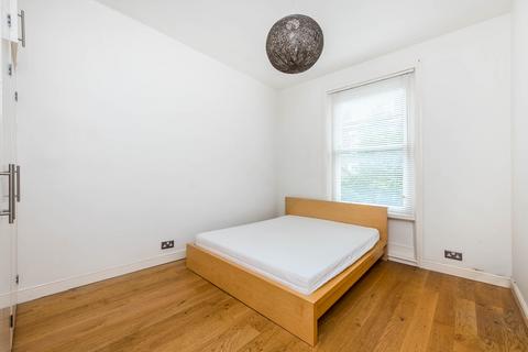 2 bedroom flat to rent, Gratton Road, London W14
