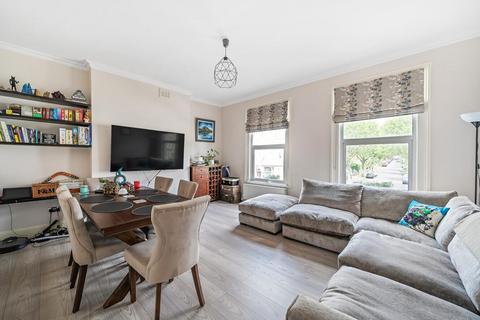 3 bedroom flat for sale, Maygrove Road, West Hampstead